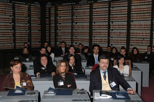 XII giornata - Classi II e III del Liceo Ginnasio Statale P. Giannone di Benevento <BR>e classi IV e V dellIstituto Tecnico Commerciale Statale C. Pavese di Caserta