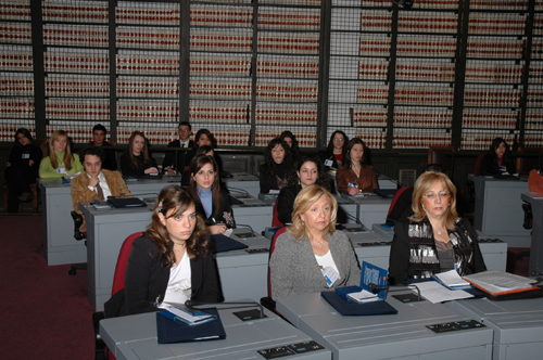 XII giornata - Classi II e III del Liceo Ginnasio Statale P. Giannone di Benevento <BR>e classi IV e V dellIstituto Tecnico Commerciale Statale C. Pavese di Caserta