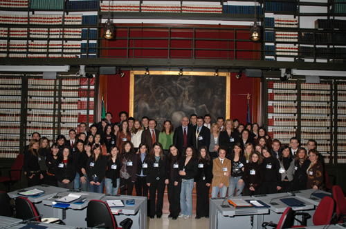 XII giornata - Classi II e III del Liceo Ginnasio Statale P. Giannone di Benevento <BR>e classi IV e V dellIstituto Tecnico Commerciale Statale C. Pavese di Caserta