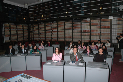 classi IV e V del Liceo della Comunicazione “Madonna di Bonaria” di Macomer e dell’Istituto Tecnico Commerciale e per Geometri “E. Mattei” di Decimomannu