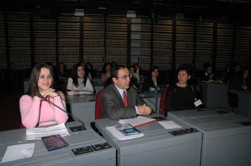 classi IV e V del Liceo della Comunicazione “Madonna di Bonaria” di Macomer e dell’Istituto Tecnico Commerciale e per Geometri “E. Mattei” di Decimomannu