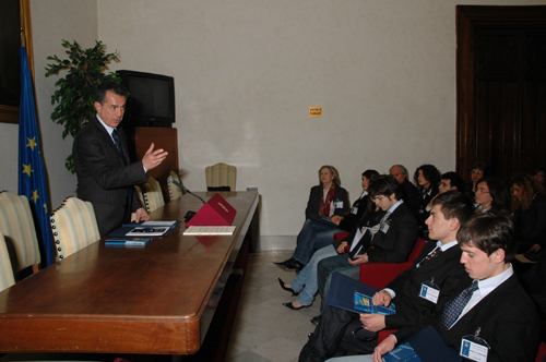 XVI giornata - IV classi del Liceo G. Moscati di Grottaglie (TA) e  V classe del Liceo Ginnasio G. Chiabrera di Savona
