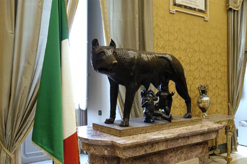 La statua bronzea della Lupa